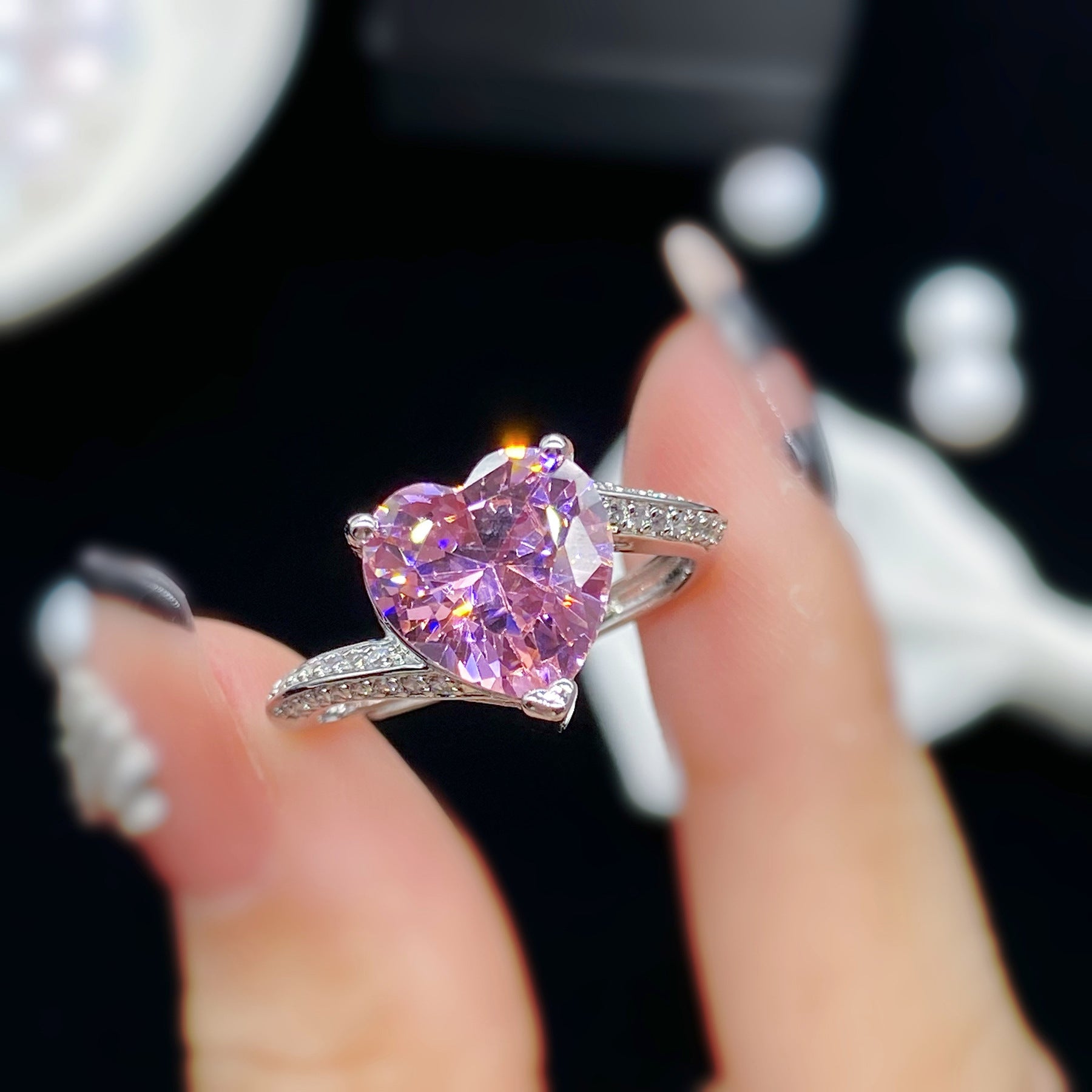 Joyas al por mayor Pink Heart Zircon Anillos de cobre